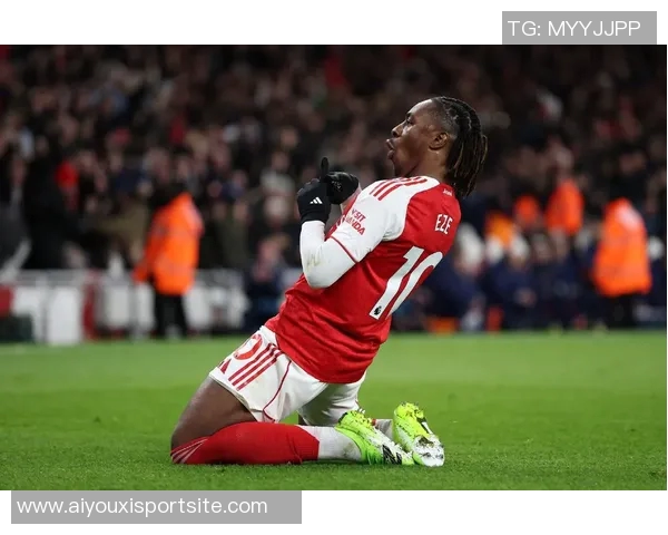 埃泽精彩表现助球队获胜数据显示2射门1射正打进1球并成功过人